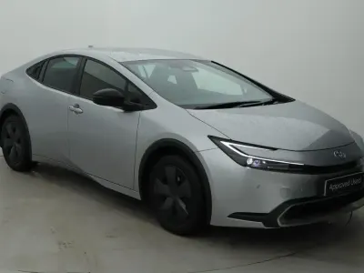 Used Toyota Prius Design 220 HP (161 kW) 2025 Silver Hatchback