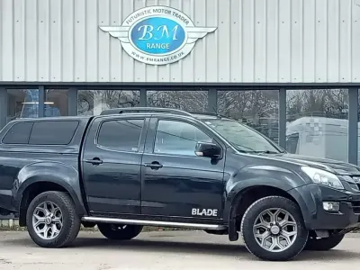 Begagnad Isuzu D-Max 2015 Svart Pickup