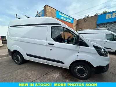 Used Ford Transit Custom 105 HP (77 kW) 2018 White Van