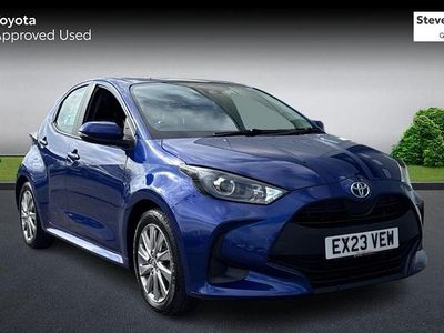 Used Toyota Yaris Hybrid 116 HP (85 kW) 2023 Blue Hatchback