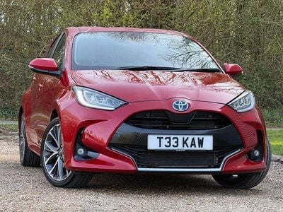 Used Toyota Yaris Hybrid 116 HP (85 kW) 2023 Scarlet flare Hatchback