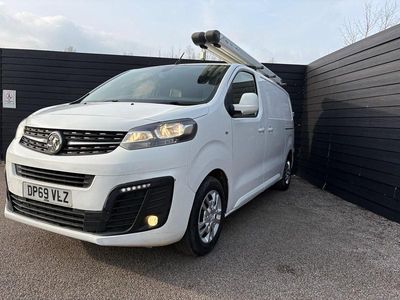 Used Vauxhall Vivaro Sportive 100 HP (73 kW) 2019 White MPV