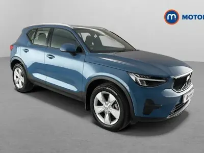 Used Volvo XC40 Core 163 HP (119 kW) 2024 Blue SUV