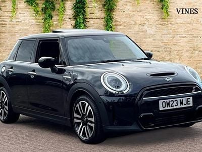 Used Mini Cooper S Exclusive 176 HP (129 kW) 2023 Black Hatchback