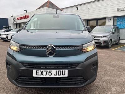 New Citroën Berlingo 101 HP (74 kW) 2026 Blue MPV