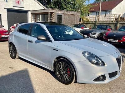 White Used 2014 Alfa Romeo Giulietta Quadrifoglio Verde Hatchback | £9,950