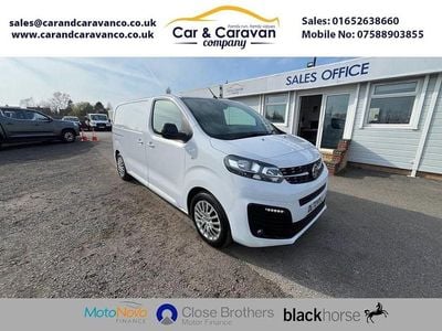 Used Vauxhall Vivaro S 120 HP (88 kW) 2023 White MPV