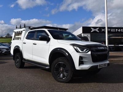 Second-hand Isuzu D-Max 163 CP (119 kW) 2023 Alb Pickup