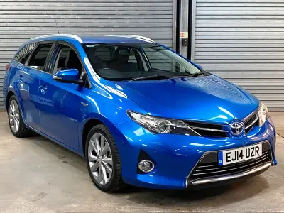 Usado Toyota Auris Hybrid