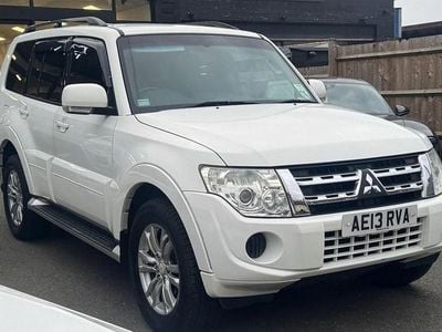 Used Mitsubishi Shogun 197 HP (144 kW) 2013 White SUV
