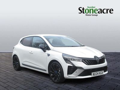 White Used 2024 Renault Clio V Esprit Alpine Hatchback | £17,300 (Fair price)
