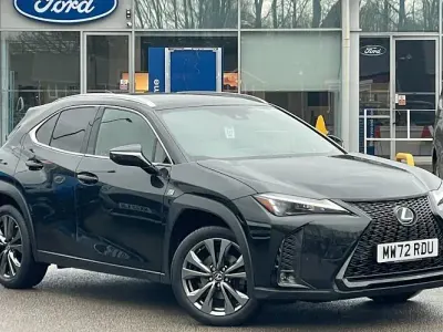 Usado Lexus UX 250h Sport Design Packet 184 CV (135 kW) 2024 SUV