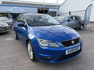 Used Seat Toledo XCELLENCE 110 HP (80 kW) 2018 Blue Hatchback