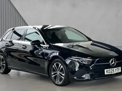 Używany Mercedes A200 Executive 163 KM (119 kW) 2025 Czarny