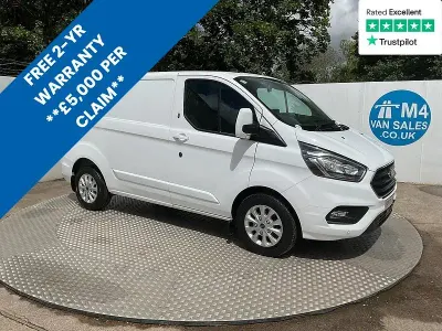 Used Ford Transit Custom Limited 130 HP (95 kW) 2021 White Van