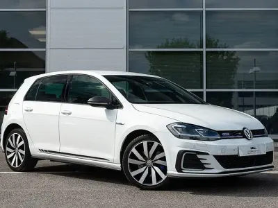 Used VW Golf VII Advance 204 HP (150 kW) 2018 White Hatchback