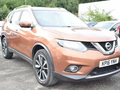 Used Nissan X-Trail Tekna 130 HP (95 kW) 2016 Orange SUV