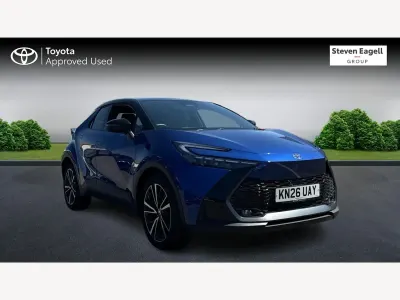 Used Toyota C-HR 140 HP (102 kW) 2026 Blue SUV