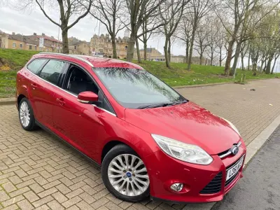 Usado Ford Focus Titanium X 2011 Vermelho Carrinha