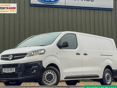 Used Vauxhall Vivaro 145 HP (106 kW) 2022 White MPV
