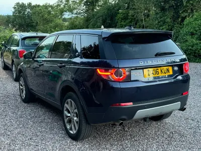 Used Land Rover Discovery Sport HSE 180 HP (132 kW) 2016 Blue SUV