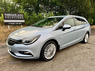 Used Vauxhall Astra Elite 136 HP (100 kW) 2016 Silver Estate