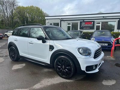 Used Mini Cooper 2018 White Hatchback