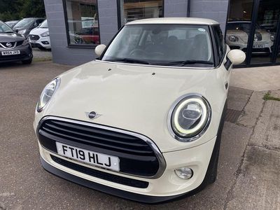 Used Mini Cooper Classic 2019 White Hatchback