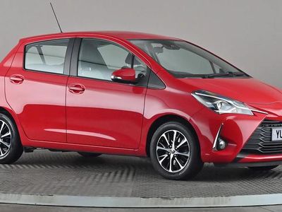 Used Toyota Yaris 111 HP (81 kW) 2019 Red Hatchback