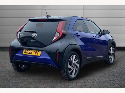 Used Toyota Aygo X 72 HP (52 kW) 2025 Blue SUV