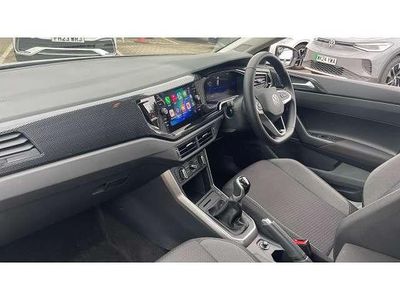 Used VW Polo Life 95 HP (69 kW) 2024 White Hatchback