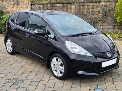 Used Honda Jazz ES 99 HP (72 kW) 2014 Black Hatchback