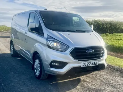 Used Ford Transit Custom Limited 130 HP (95 kW) 2022 Silver Van