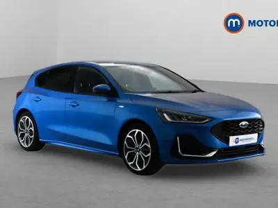 Używany Ford Focus ST-Line 125 KM (91 kW) 2022 Niebieski Hatchback