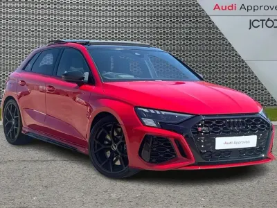 Used Audi RS3 Comfort 400 HP (294 kW) 2023 Red Sedan