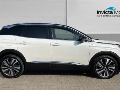 Käytetty Peugeot 3008 Premium 131 HP (96 kW) 2019 Valkoinen Katumaasturi