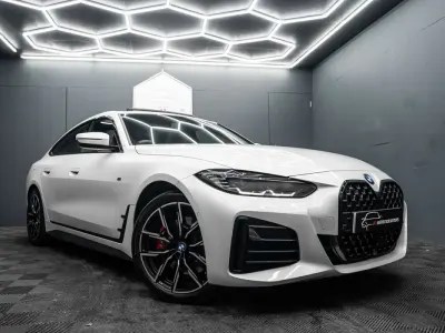 Usado BMW 420 M Sport 2024 Branco Coupé