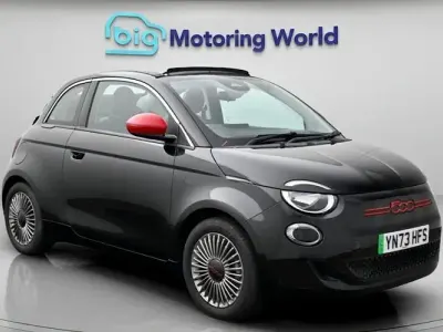 Nouă Fiat 500e Red 86 kW (118 CP) 2026 Cabrio