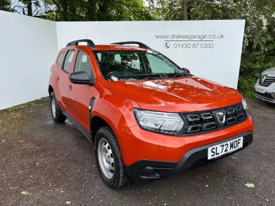 Usado Dacia Duster Essentiel 91 HP (66 kW) 2022 Laranja SUV