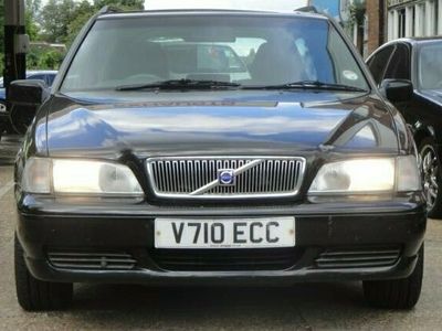 used Volvo V70 2.4