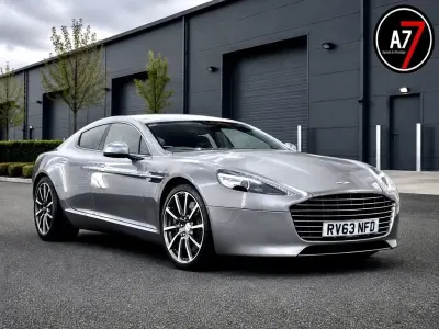 Usado Aston Martin Rapide 550 CV (404 kW) 2013 Plateado Utilitario