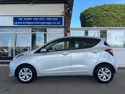 Used Hyundai i10 SE 87 HP (63 kW) 2018 Silver Hatchback