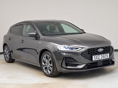 Begagnad Ford Focus ST-Line 125 HK (91 kW) 2023 Grå Halvkombi