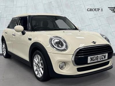 White Used 2018 Mini Cooper Hatch Hatchback | £11,995 (Good price)