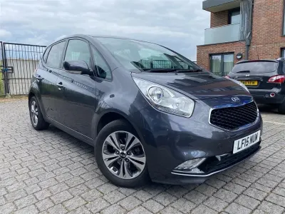 Used Kia Venga 123 HP (90 kW) 2015 Silver Hatchback