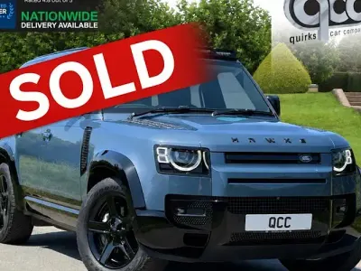 Used Land Rover Defender SE 300 HP (220 kW) 2023 SUV