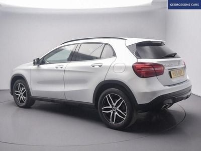 Used Mercedes GLA180 Urban 122 HP (89 kW) 2019 Silver SUV