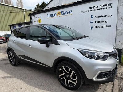 Used Renault Captur Iconic 90 HP (66 kW) 2019 Silver SUV