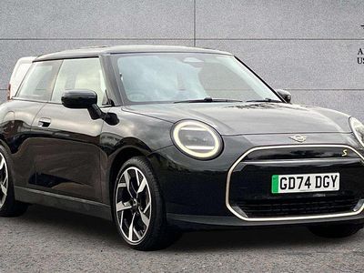 Used Mini Cooper SE Hatch 158 kW (215 HP) 2024 Black Hatchback