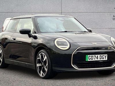 Black Used 2024 Mini Cooper SE Hatch Hatchback | £27,590